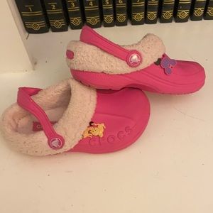 Pink girl’s Crocs